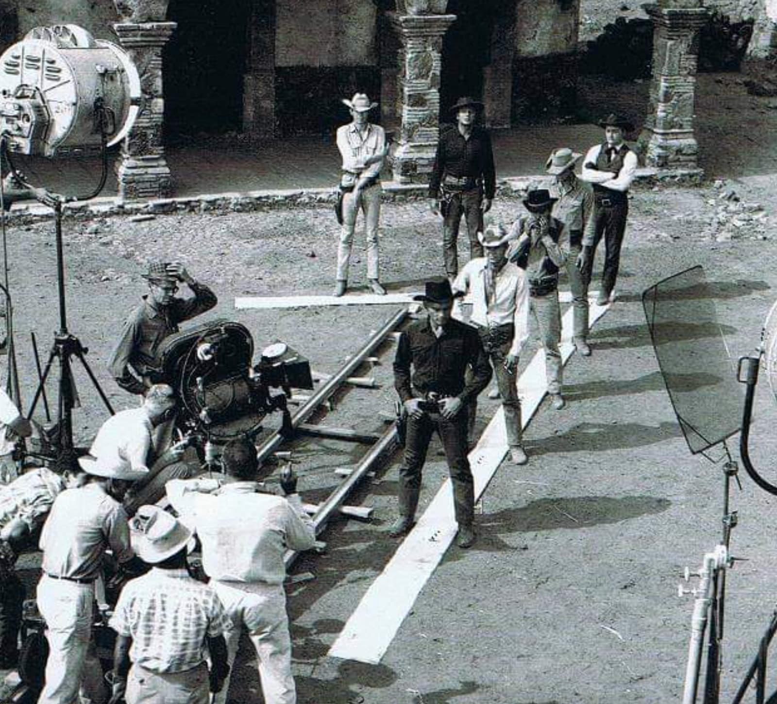 “Behind the scenes shot on set of The Magnificent Seven (1960). Yul Brynner front and centre, effortlessly cool.”